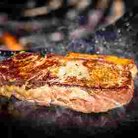 ZART, SAFTIG, AROMATISCH